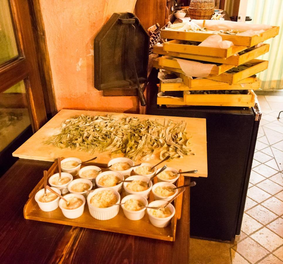 Albergo Locanda Mistral Acceglio Kültér fotó